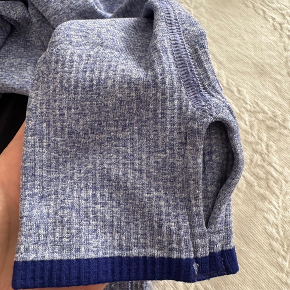 Athleta long sleeve workout Tee - Picture 5 of 5